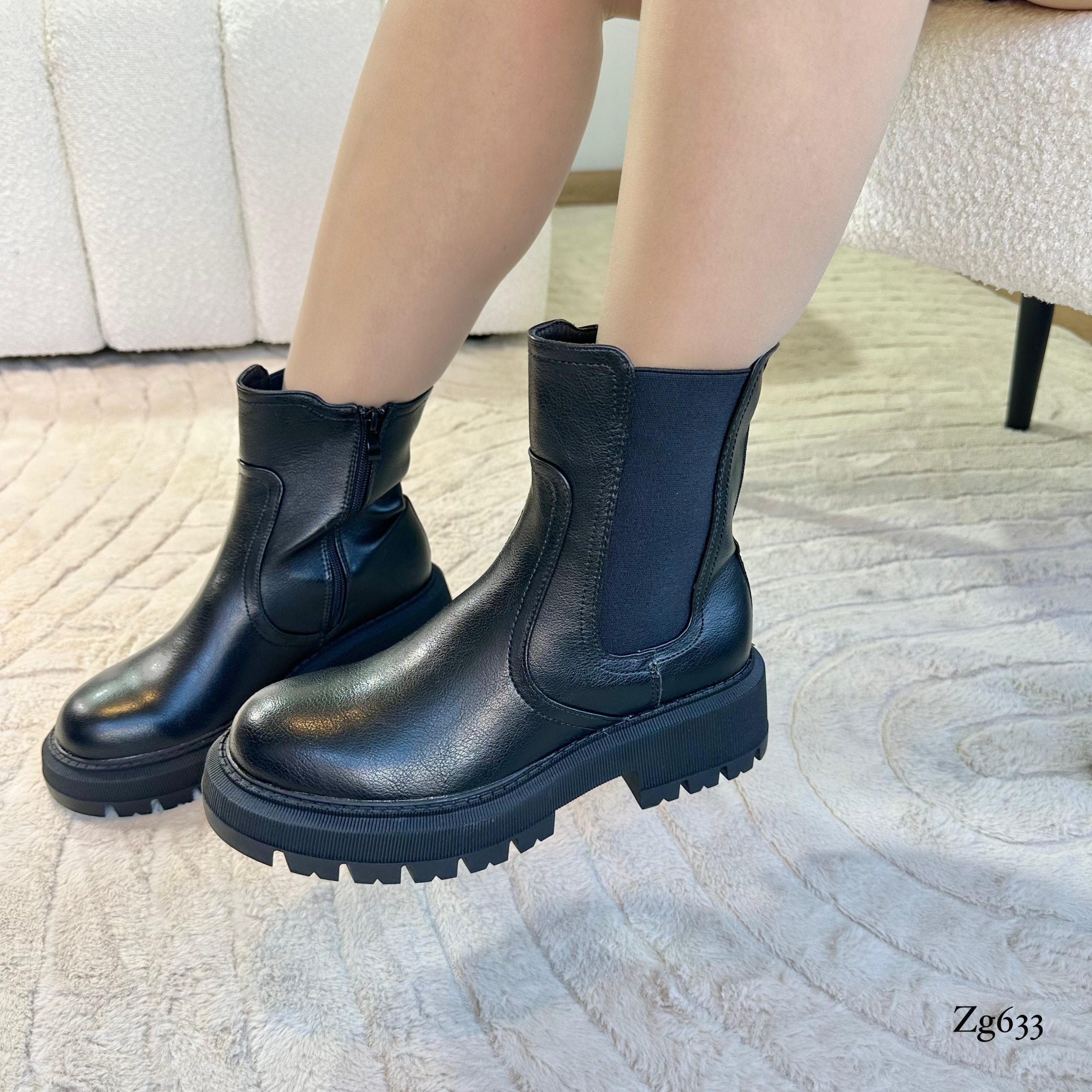 Botin negro detalle letras resorte suela 4cm D8177 C-84